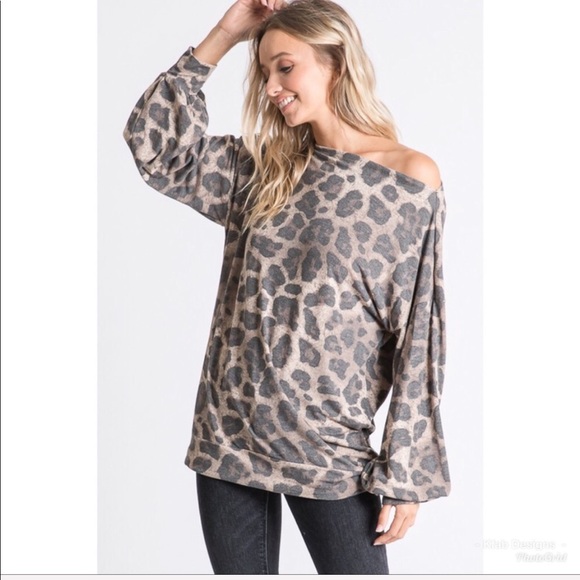 ❤️NEW! Animal Print Wide Neck Bishop Sleeve Top! - Picture 3 of 6
